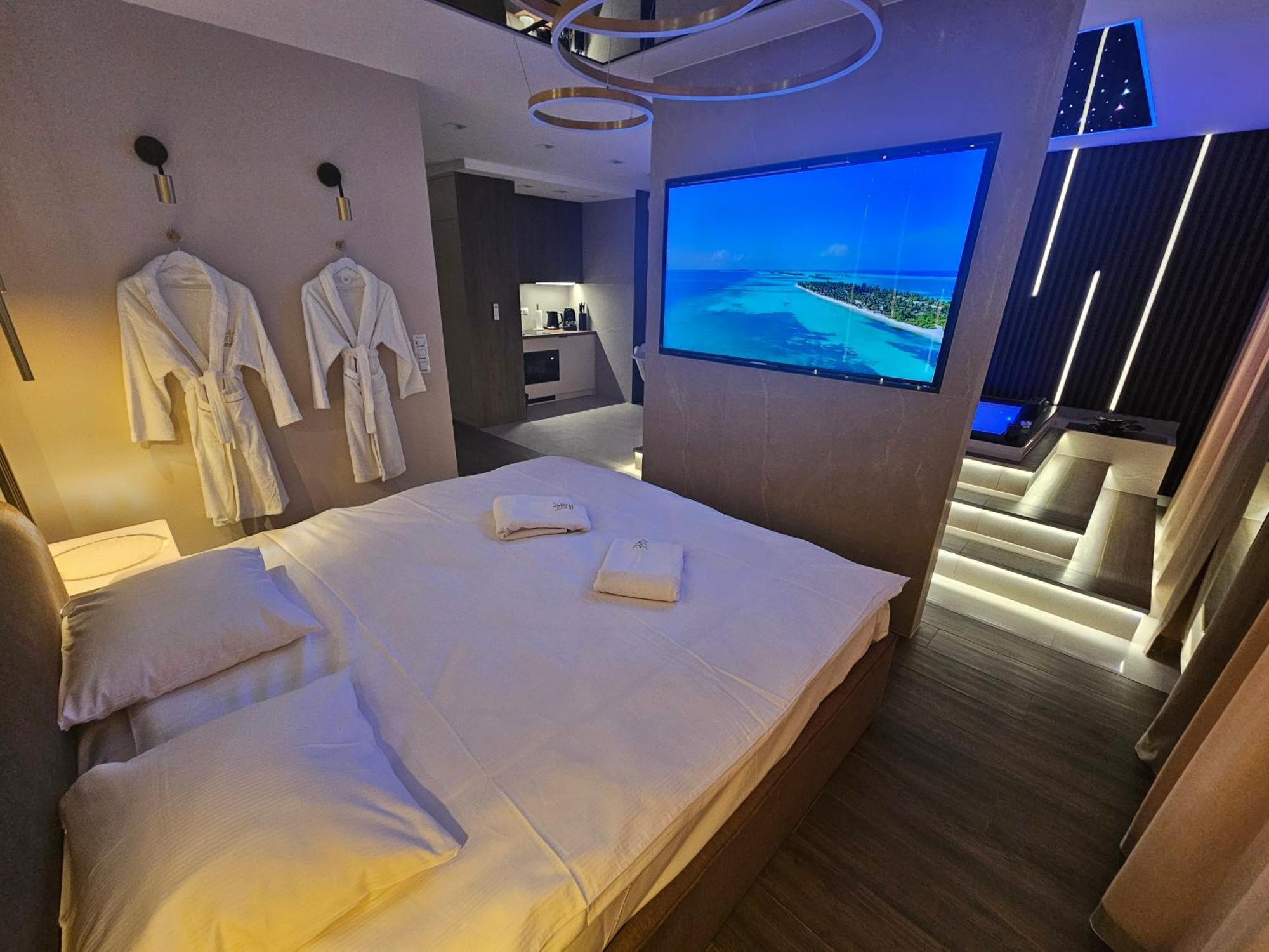 Masarska 8 Vip Apartamenty Jacuzzi 크라쿠프 외부 사진