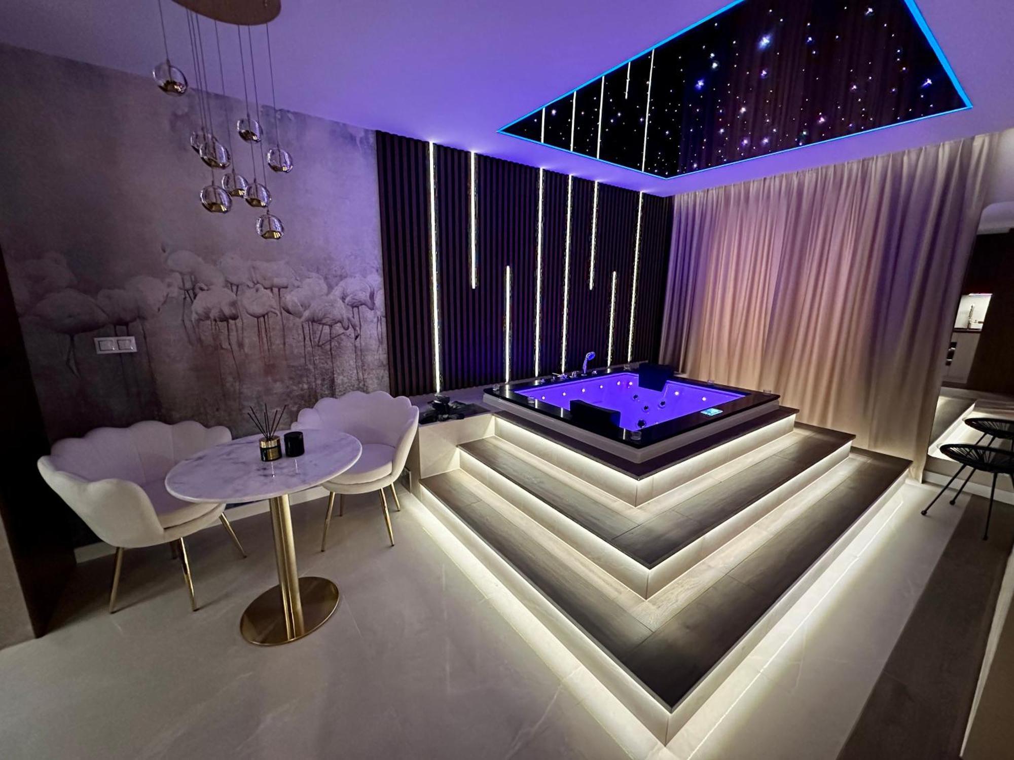 Masarska 8 Vip Apartamenty Jacuzzi 크라쿠프 외부 사진